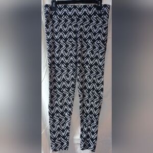 Pink Victoria's Secret Black and White Patterned Straight Leg Pants, Size M